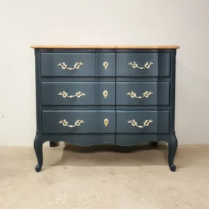Commode ancienne en merisier