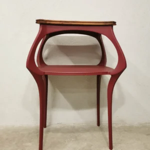 Table de chevet ancienne en noyer
