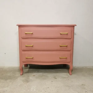 Commode ancienne en chêne