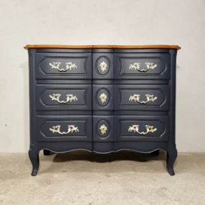 Commode ancienne en merisier