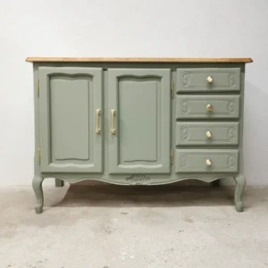 Commode ancienne en chêne