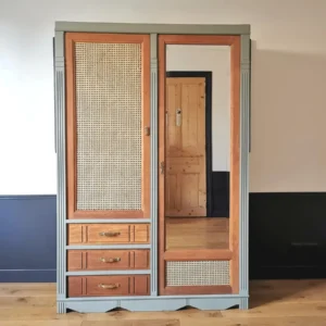 Armoire ancienne en chêne