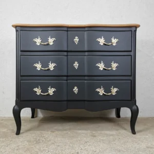 Commode ancienne en merisier