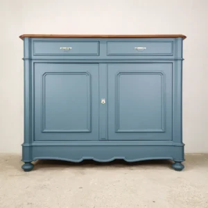 Buffet ancien en noyer