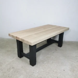 Table basse ancienne en frêne
