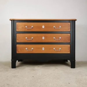 Commode ancienne en merisier