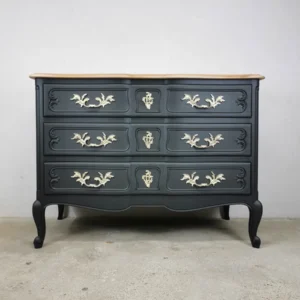 Commode ancienne en merisier