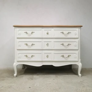 Commode ancienne en merisier