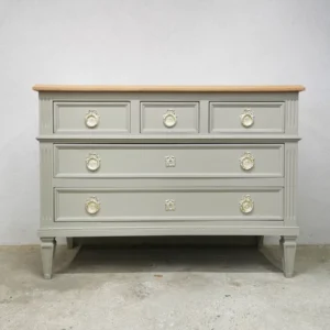 Commode ancienne en merisier
