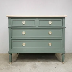 Commode ancienne en merisier