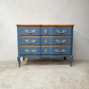 Commode ancienne en merisier