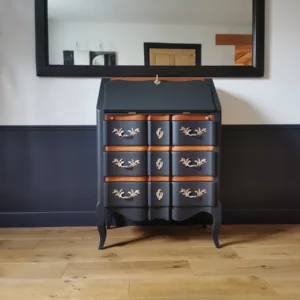 Secrétaire ancien en merisier